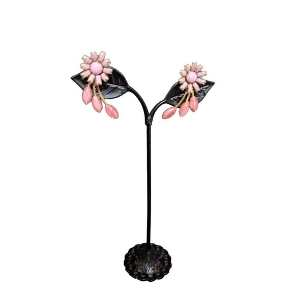 Vintage Pink Floral screw back Earrings Gold-Tone Retro Chic Jewelry Statement - Picture 9 of 10